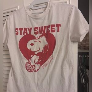 Adorable Kid’s Snoopy T-shirt